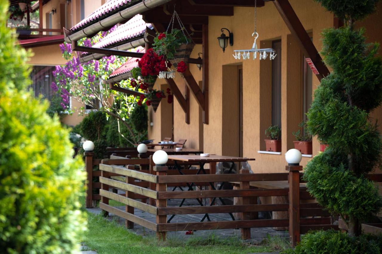 Patakmenti Panzió Spa Corund  Bagian luar foto