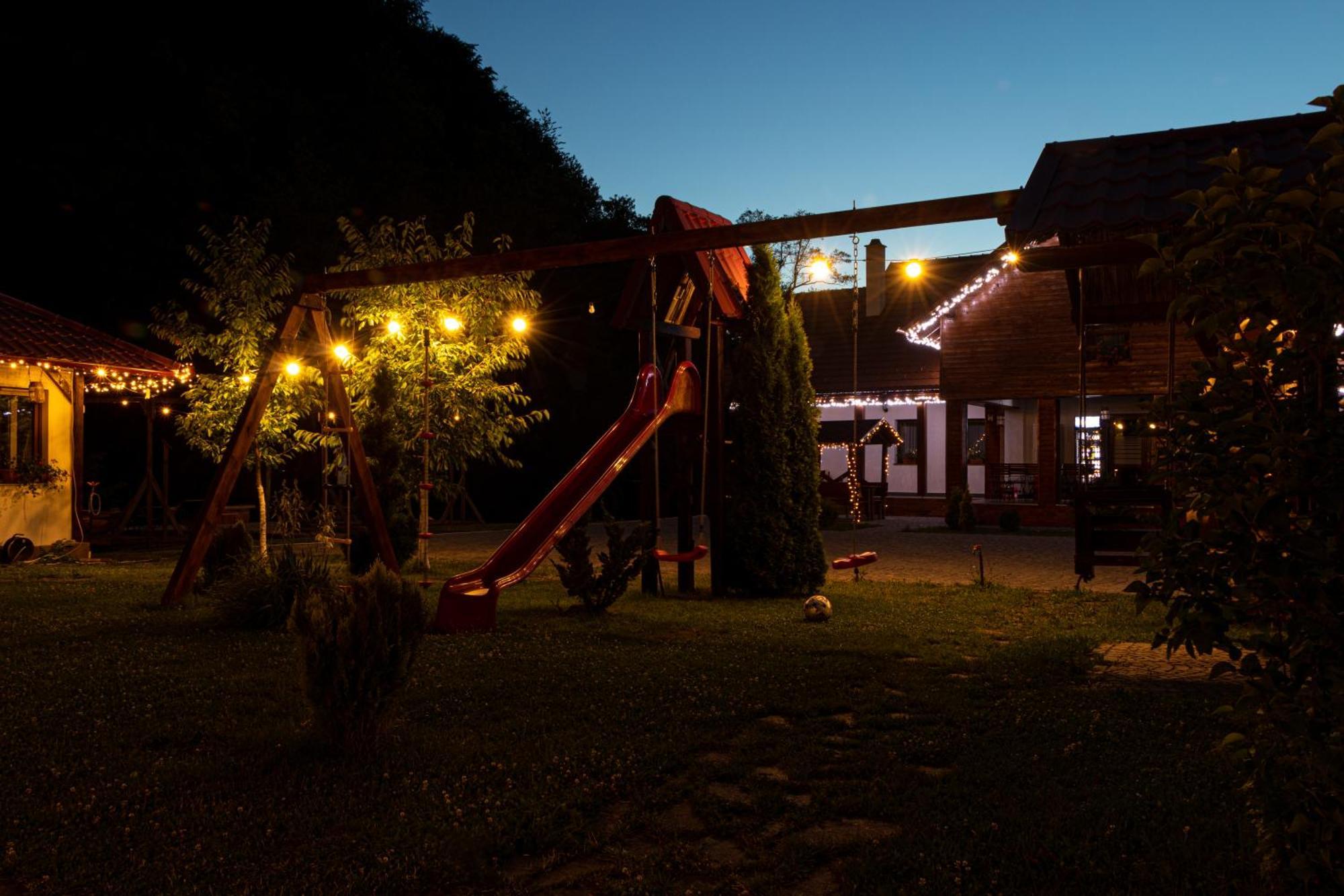 Patakmenti Panzió Spa Corund  Bagian luar foto
